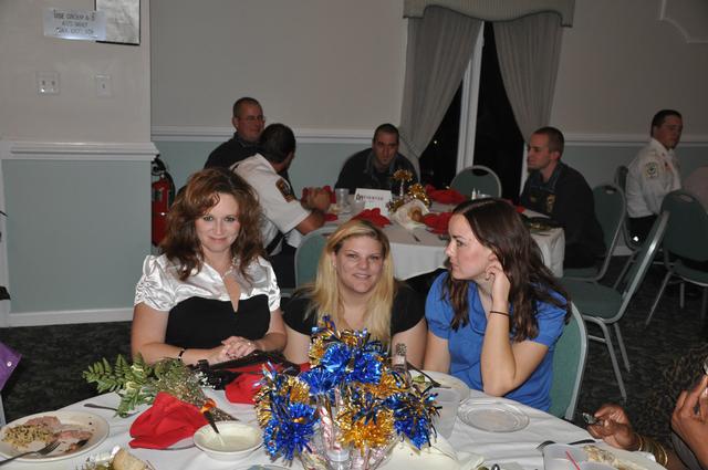 November 7, 2009 - AHVRS 20th Anniversary Installation Banquet - Shannon, Angela, Katie